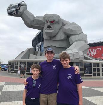 43275559_2178504039058647_6437637514021830656_n